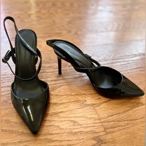 COPY - Banana Republic Black pumps size 8.5